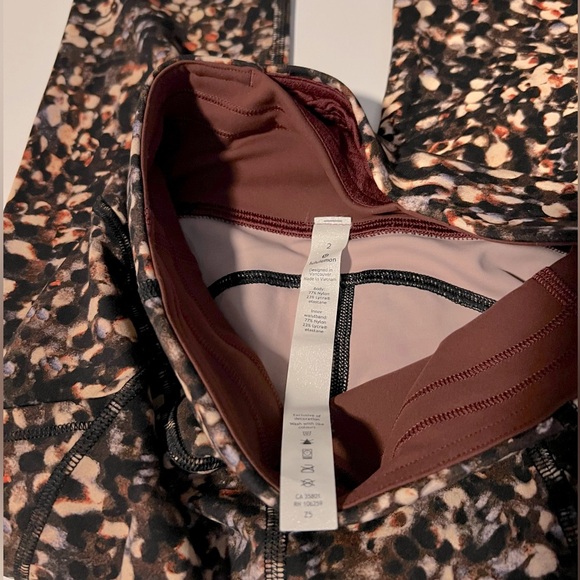 Lululemon Invigorating Leggings - Picture 2 of 9